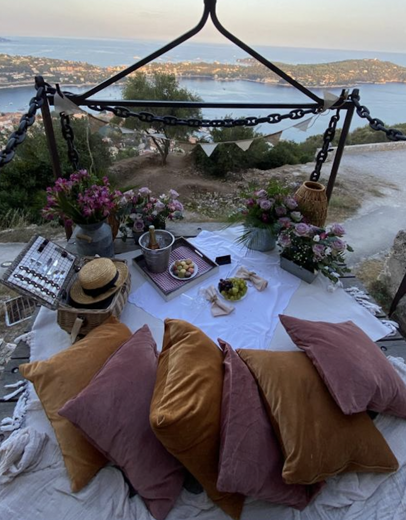 picnic proposal French Riviera